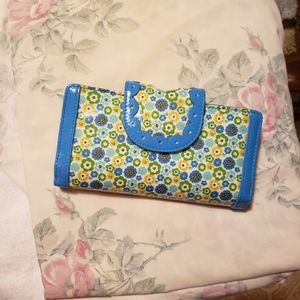 🎉 Blue & Green Frill Vera Bradley Wallet